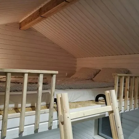 Cozy - Free Wifi And Parking