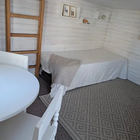 샬레 Cozy - Free Wifi And Parking 로바니에미